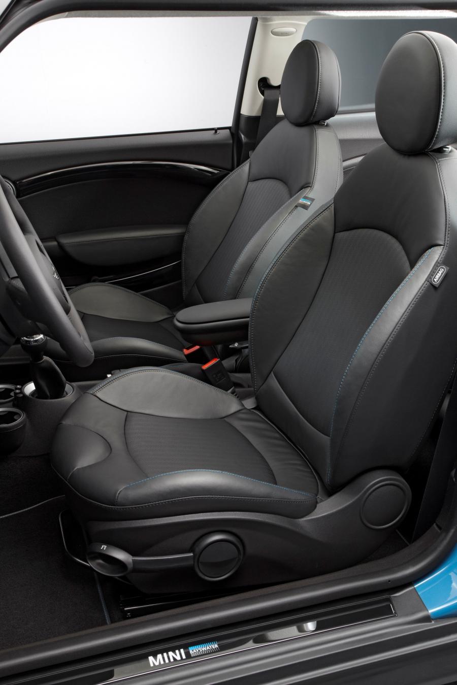  Mini Cooper S Bayswater 2012 года  (фото 7 из 17)